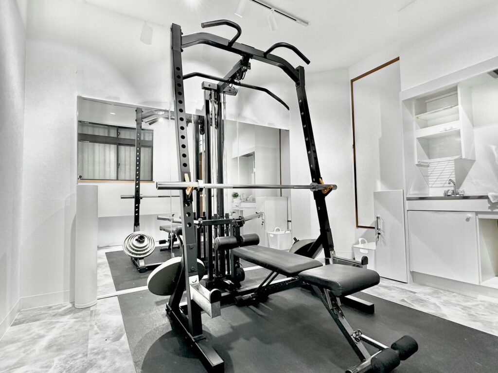 トレーニングマシン